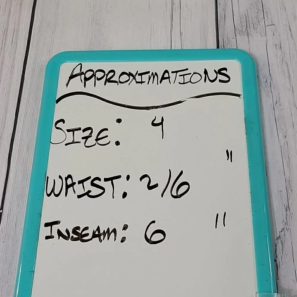 LOFT 6" Polka Dot Shorts   - Picture 12 of 12